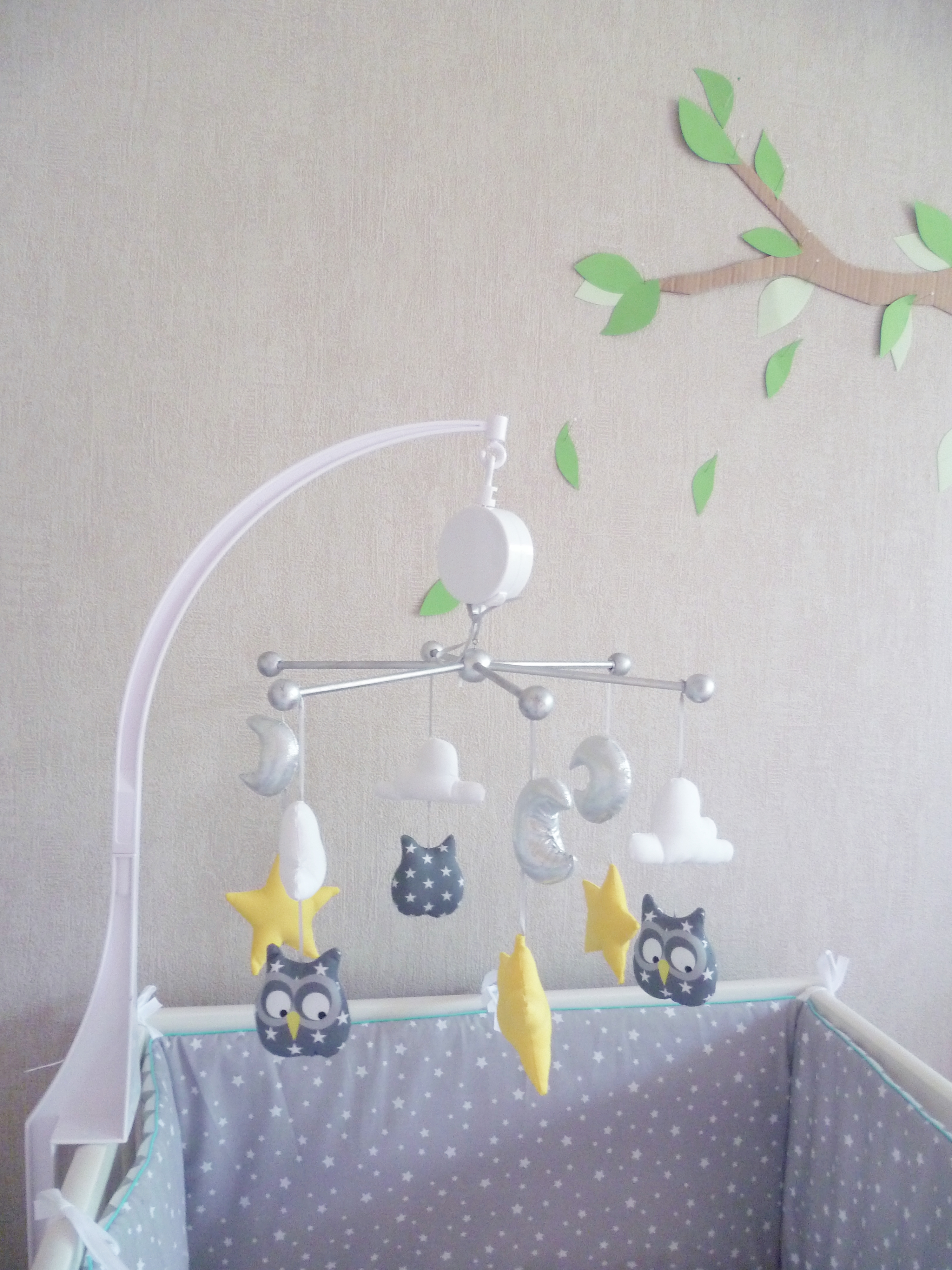 Mobile bébé birds hiboux gris/jaune · guili gribouilli linge de ...