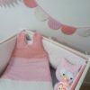 tour de lit et gigoteuse corail