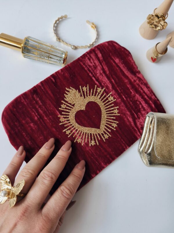 Petite pochette de sac velours rouge sacré coeur