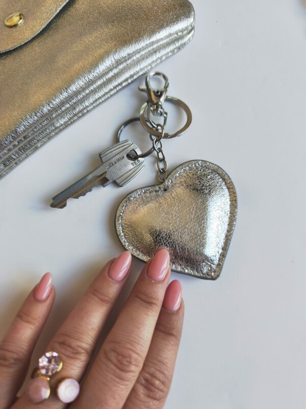 Porte Clé Coeur Simili Cuir ARGENT